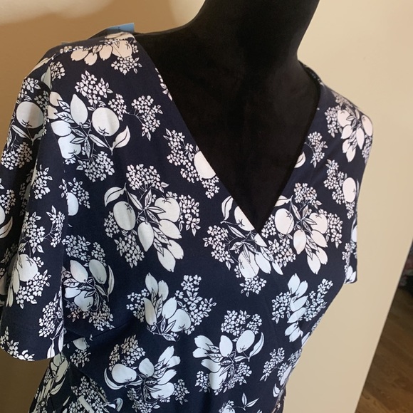 ANN TAYLOR Citrus Blossom Wrap dress - Picture 3 of 6